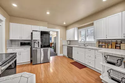 911 F Street, Sparks, NV 89431 - Photo 24
