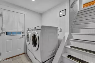 911 F St, Sparks, NV 89431 - Photo 40