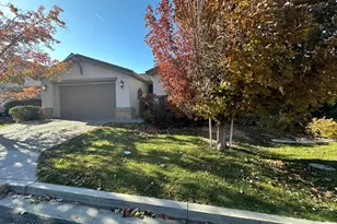 13755 Seabiscuit Dr, Reno, NV 89521 - Photo 2