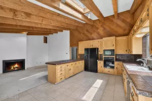 353 Sherwood Dr, Stateline, NV 89449 - Photo 4