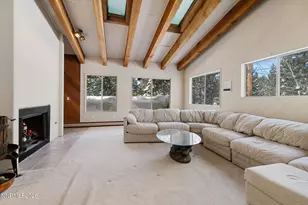 353 Sherwood Dr, Stateline, NV 89449 - Photo 1