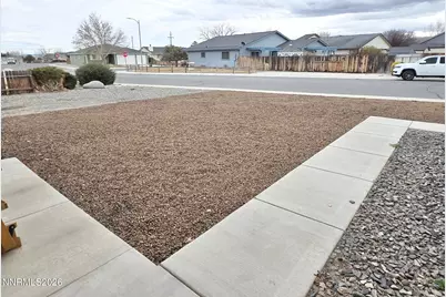 476 Jennys Lane, Fernley, NV 89408 - Photo 2