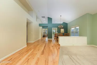 6136 Wycliffe Circle, Reno, NV 89519 - Photo 6