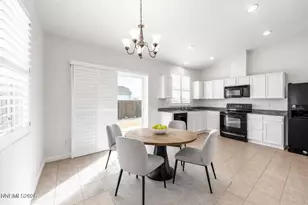 5828 Cathedral Peak Dr, Sparks, NV 89436 - Photo 10