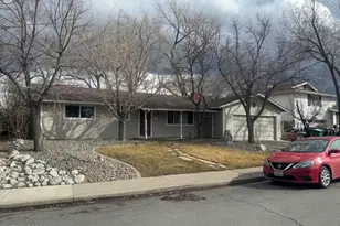 1311 Siskiyou Dr, Carson City, NV 89701 - Photo 1