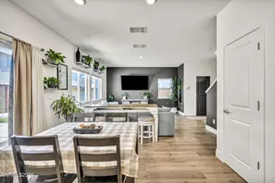 7950 Zorite Dr, Sparks, NV 89436 - Photo 8