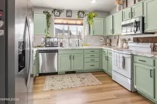 998 Julia Ln, Fernley, NV 89408 - Photo 12