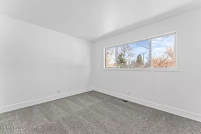 424 S Richmond Avenue, Carson City, NV 89703 - Photo 20