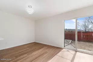 17710 Fairfax Ct, Reno, NV 89508 - Photo 8
