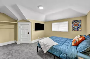 33 W 8th St, Reno, NV 89503 - Photo 34