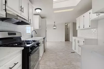 2180 Ramsey Cutoff, Silver Springs, NV 89429 - Photo 16