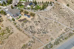 1688 Chiquita Cir, Minden, NV 89423 - Photo 4
