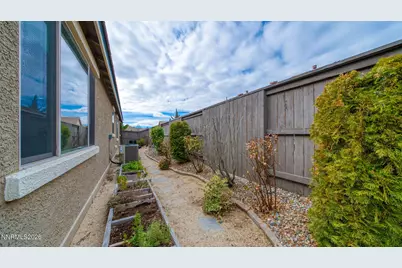 464 Merganser Lane, Sparks, NV 89436 - Photo 40