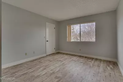 2507 Sycamore Glen Drive #APT 5, Sparks, NV 89434 - Photo 10