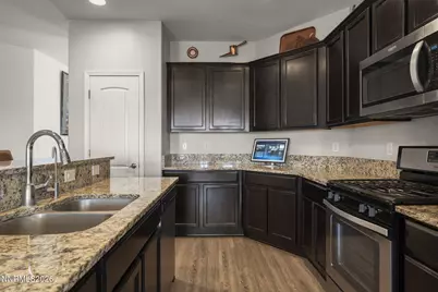 2278 Hayfield Lane, Fernley, NV 89408 - Photo 8