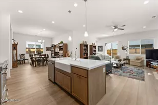 2305 Jagged Peak Ln, Sparks, NV 89436 - Photo 14