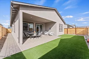 2305 Jagged Peak Ln, Sparks, NV 89436 - Photo 28