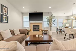 1524 Golf Ct, Fernley, NV 89408 - Photo 4