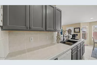 906 Julia Lane, Fernley, NV 89408 - Photo 20