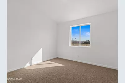 1640 W Fir Avenue, Silver Springs, NV 89429 - Photo 32