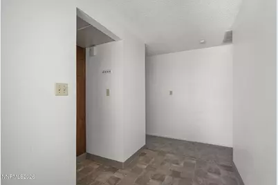 2183 La Hacienda Drive, Sparks, NV 89434 - Photo 4