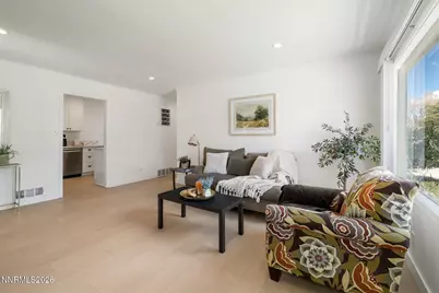 939 Bates Avenue, Reno, NV 89502 - Photo 4