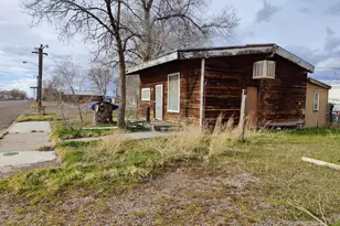 535 N 2nd St, Battle Mountain, NV 89820 - Photo 2