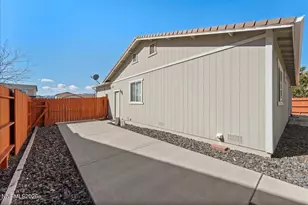 17745 Honey Locust Ct, Reno, NV 89508 - Photo 24
