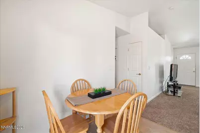 17745 Honey Locust Court, Reno, NV 89508 - Photo 6