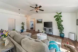 1430 Talon Dr, Sparks, NV 89441 - Photo 10