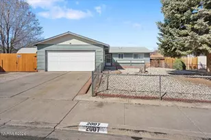 2007 Mesa Vista Dr, Sparks, NV 89434 - Photo 2