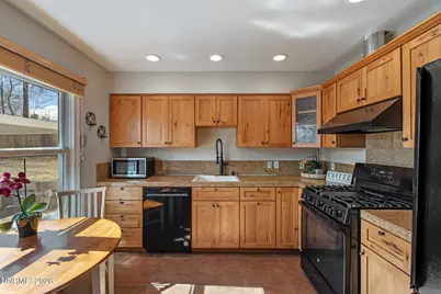 16 Raymond Drive, Reno, NV 89503 - Photo 6