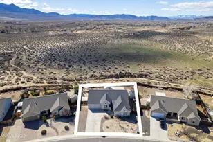 107 Creekside Dr, Dayton, NV 89403 - Photo 2