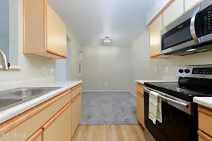 6850 Sharlands Ave, Reno, NV 89523 - Photo 10