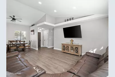 1942 Hamilton Avenue, Carson City, NV 89706 - Photo 6