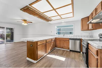 2264 Fernwood Court, Sparks, NV 89434 - Photo 6