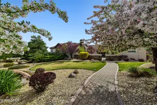 3670 Spirit Bluff Ct, Reno, NV 89511 - Photo 6