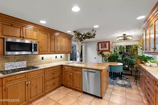 6435 Meadow Valley Ln, Reno, NV 89519 - Photo 10