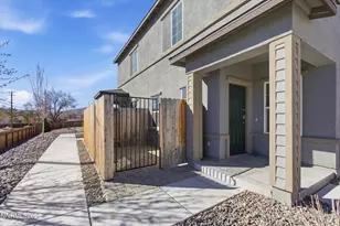 420 Autumn Breeze Cir, Reno, NV 89511 - Photo 4