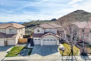 2910 Deer Run Dr, Reno, NV 89509 - Photo 2