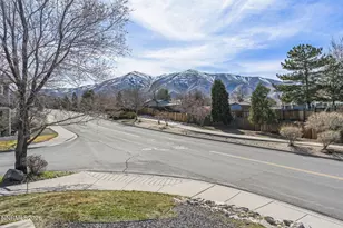 7497 Hebrides Ct, Reno, NV 89506 - Photo 4