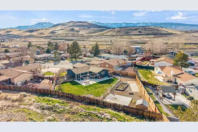 14040 Feldspar Court, Reno, NV 89521 - Photo 40