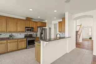 2840 Falcon Ridge Dr, Sparks, NV 89436 - Photo 10