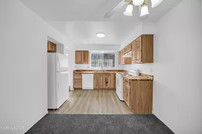 577 Smithridge Park, Reno, NV 89502 - Photo 12