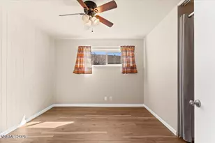 105 O St, Sparks, NV 89431 - Photo 32