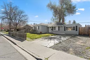 105 O St, Sparks, NV 89431 - Photo 2