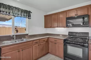 11385 Verazae Dr, Reno, NV 89521 - Photo 6