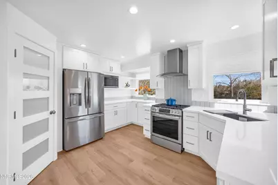 1355 Charles Drive, Reno, NV 89509 - Photo 8