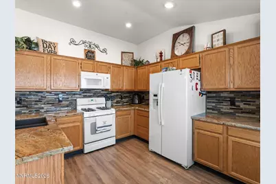 300 Kilborne Avenue, Reno, NV 89509 - Photo 10