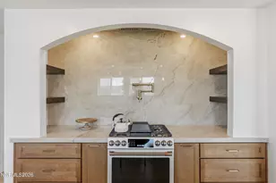 680 Rowe Pl, Sparks, NV 89441 - Photo 12